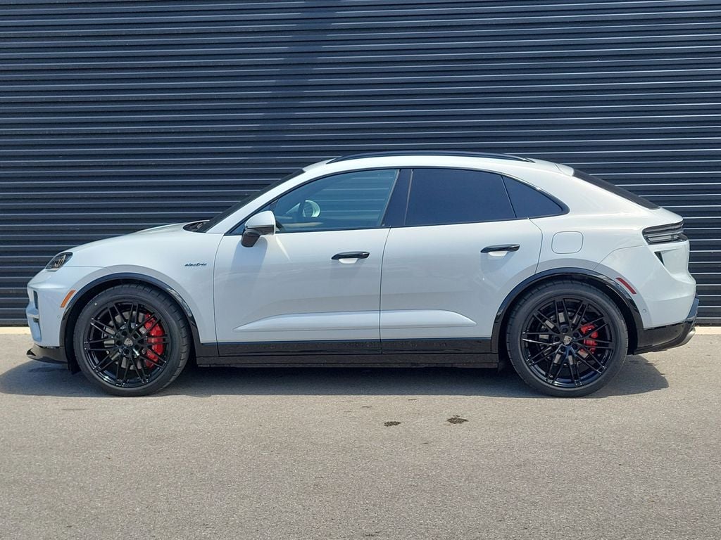 2026 Porsche Macan Turbo Electric