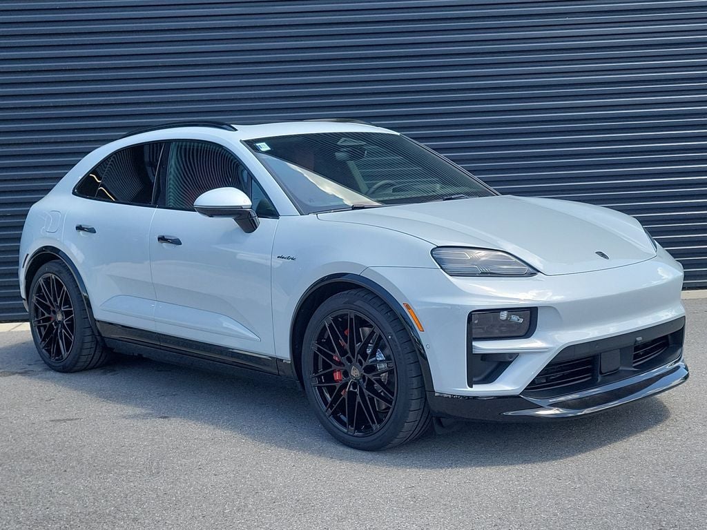 2026 Porsche Macan Turbo Electric