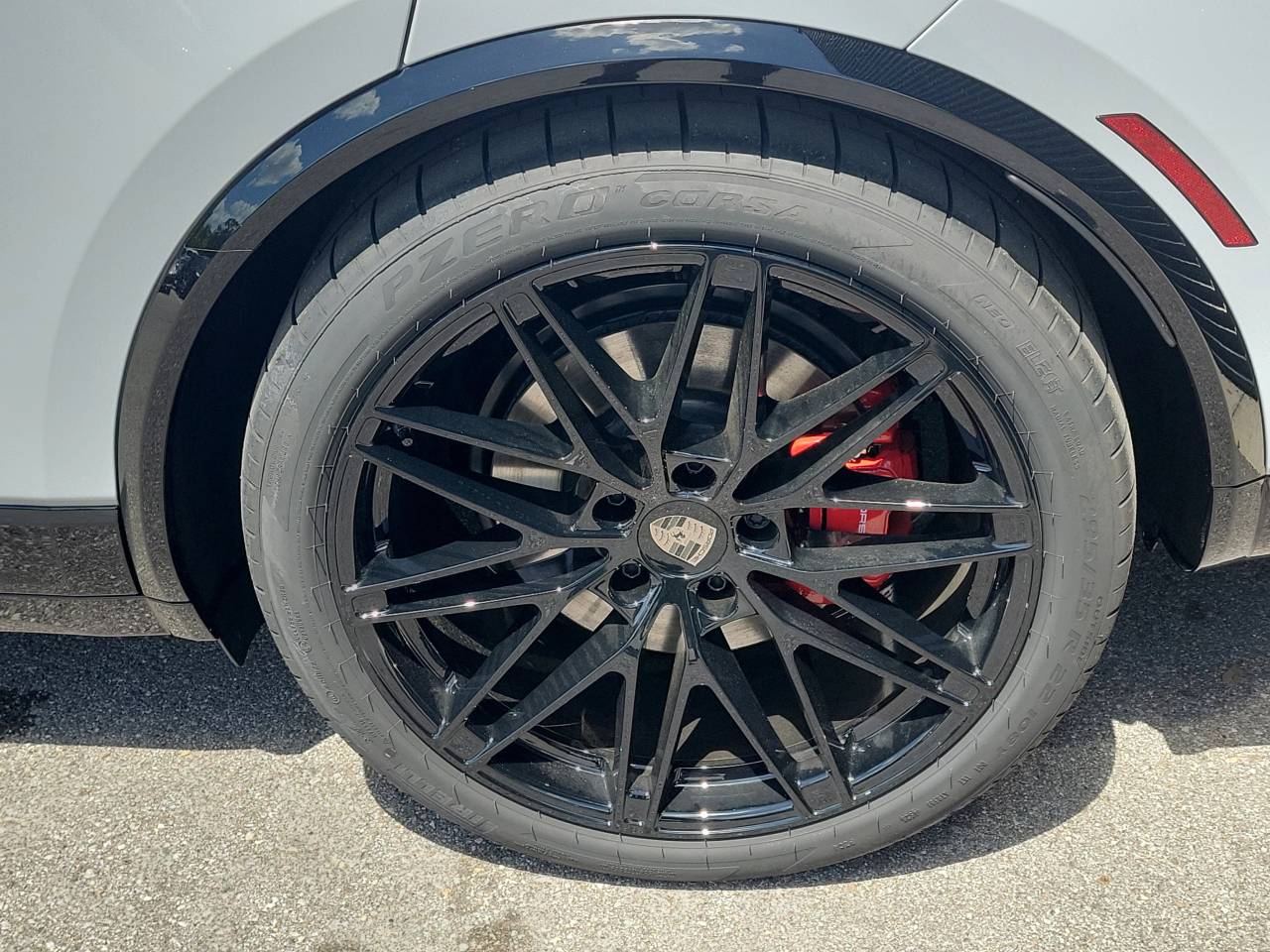 2026 Porsche Macan Turbo Electric