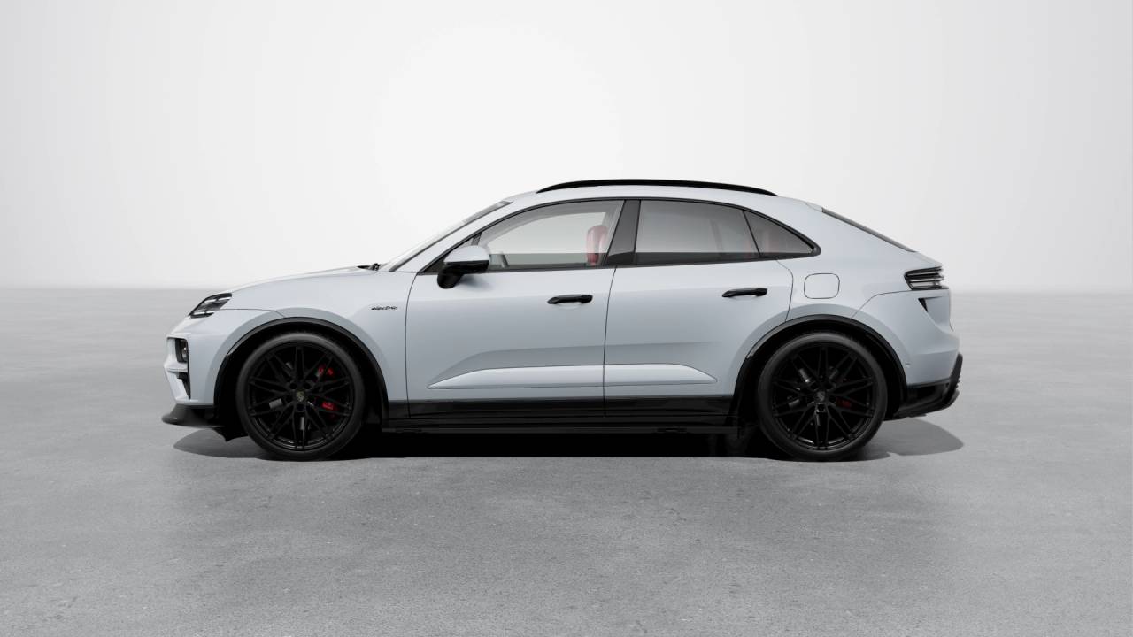 2026 Porsche Macan Electric Turbo