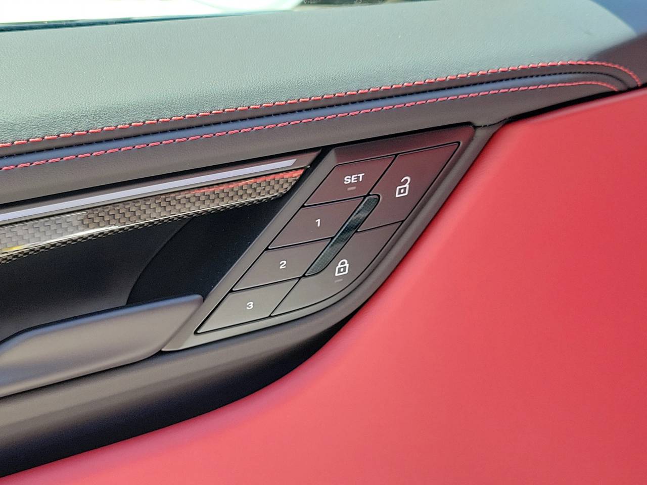 2026 Porsche Macan Turbo Electric