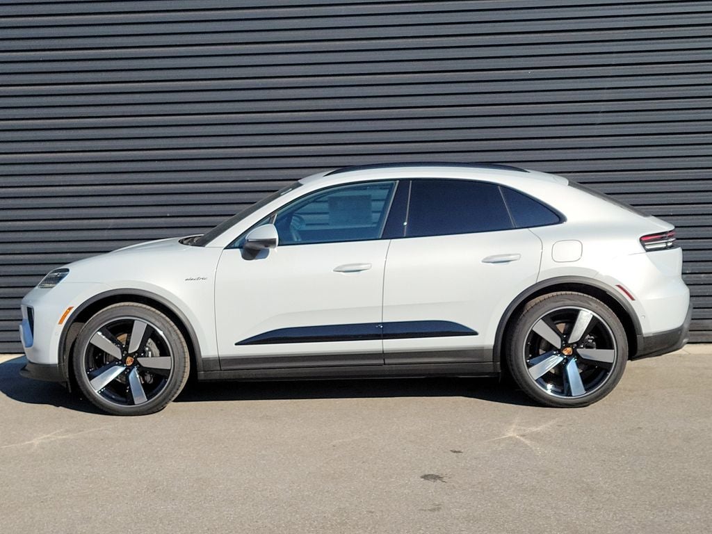 2026 Porsche Macan Electric Base