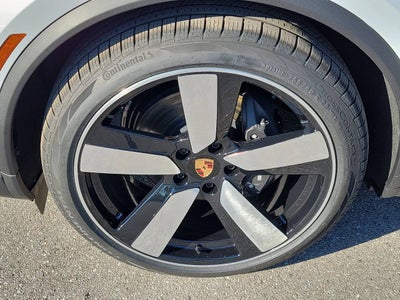 2026 Porsche Macan Electric Base