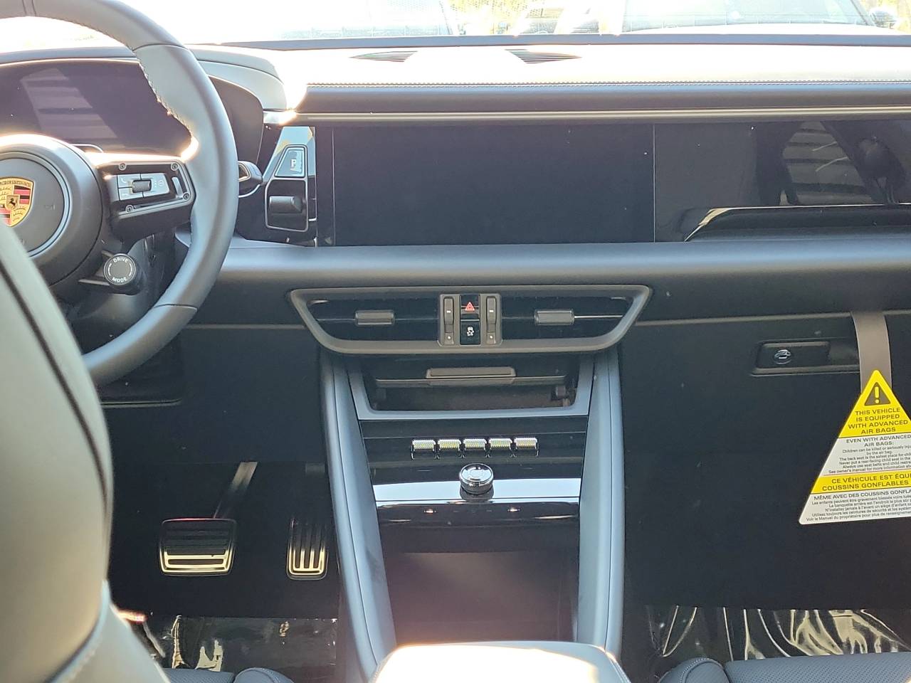 2026 Porsche Macan Electric Base