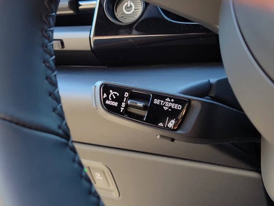 2026 Porsche Macan Electric Base