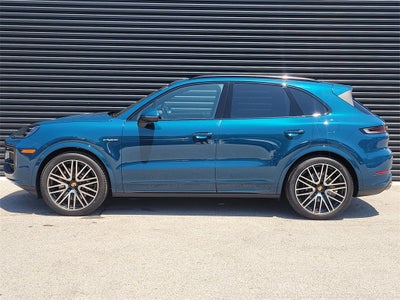 2025 Porsche Cayenne E-Hybrid Base