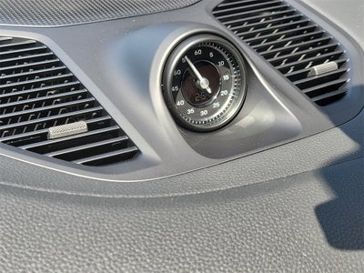 2025 Porsche Cayenne E-Hybrid Base