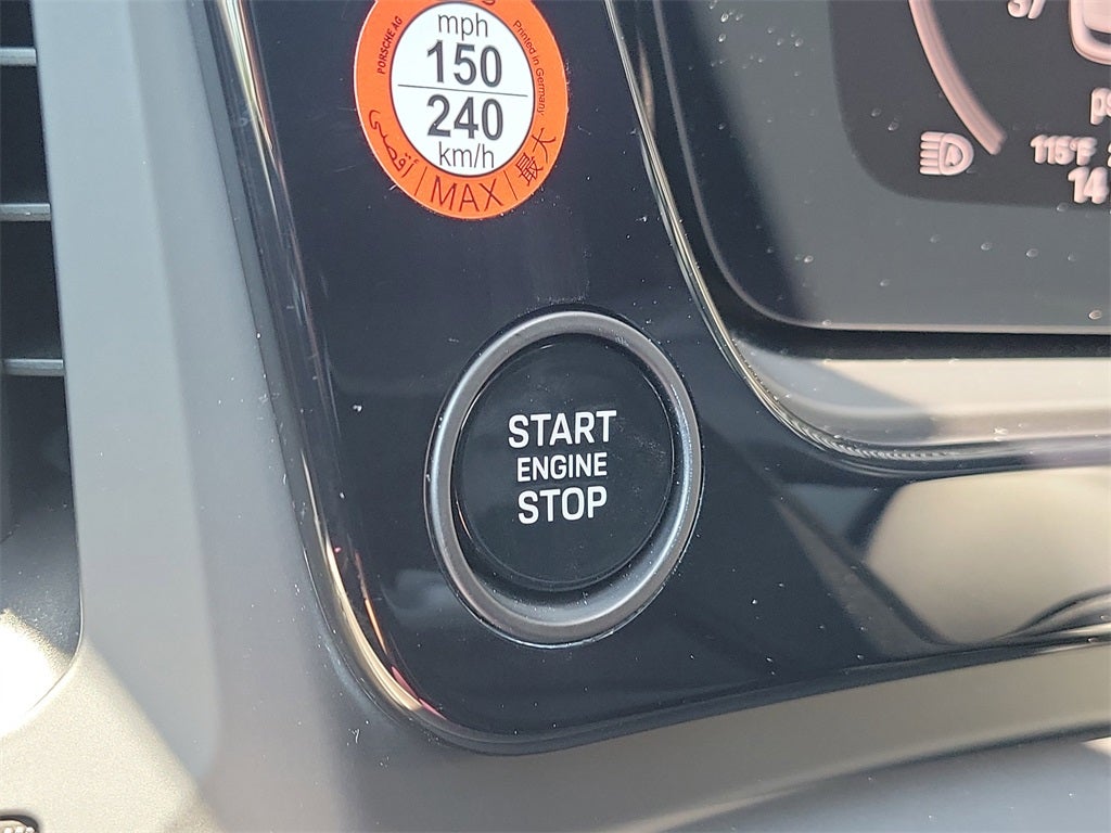 2025 Porsche Cayenne E-Hybrid Base