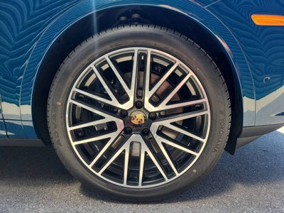 2025 Porsche Cayenne E-Hybrid Base