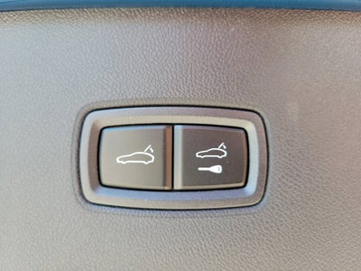 2025 Porsche Cayenne E-Hybrid Base