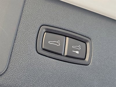 2022 Porsche Cayenne E-Hybrid Base