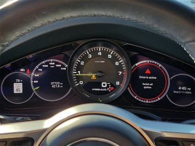 2022 Porsche Cayenne E-Hybrid Base