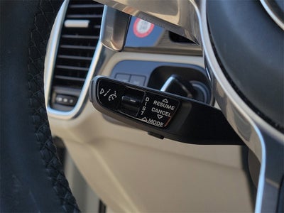 2022 Porsche Cayenne E-Hybrid Base