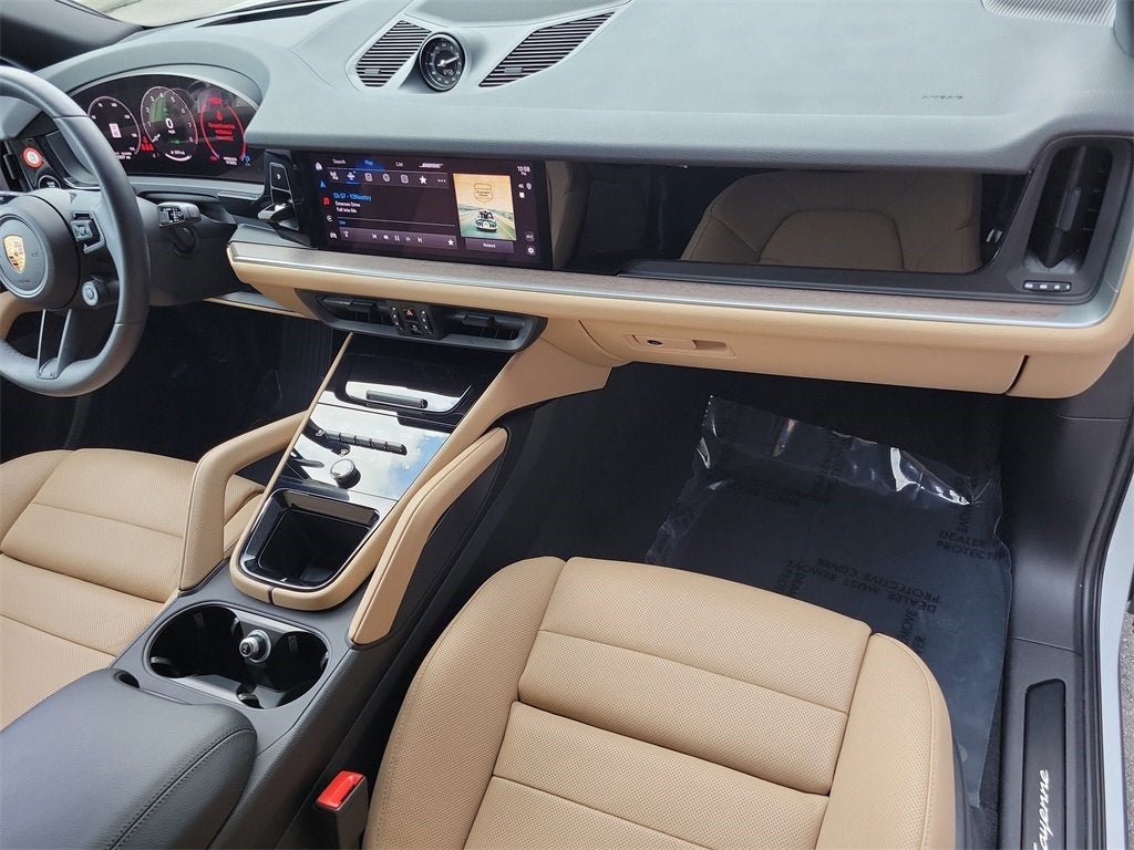 2025 Porsche Cayenne E-Hybrid Base