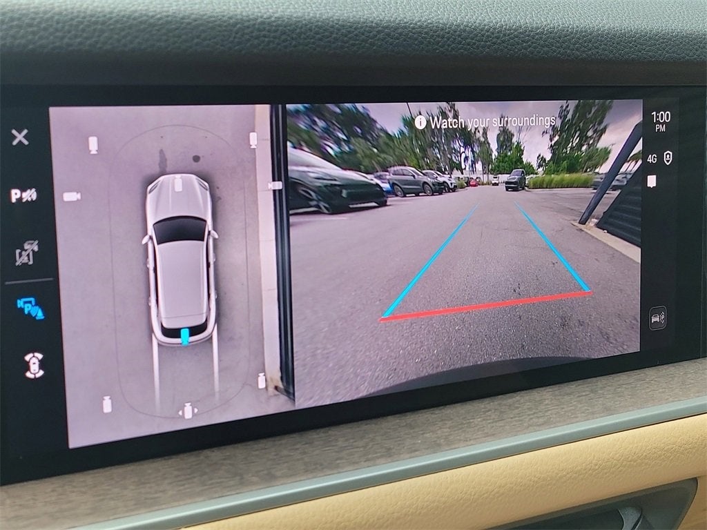 2025 Porsche Cayenne E-Hybrid Base