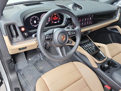 2025 Porsche Cayenne E-Hybrid Base