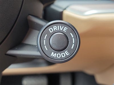 2025 Porsche Cayenne E-Hybrid Base