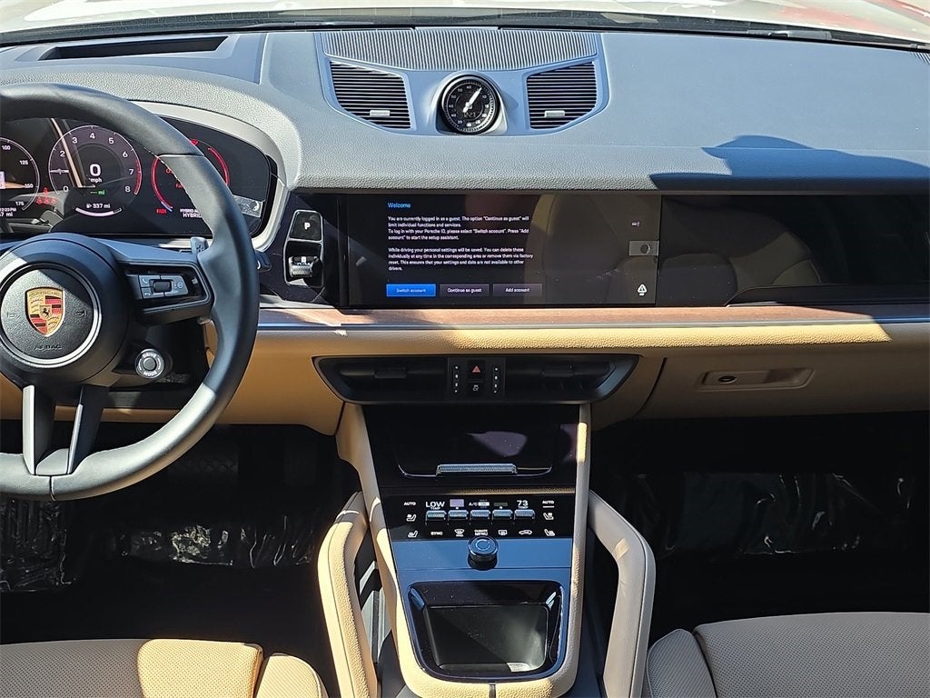 2025 Porsche Cayenne E-Hybrid Base