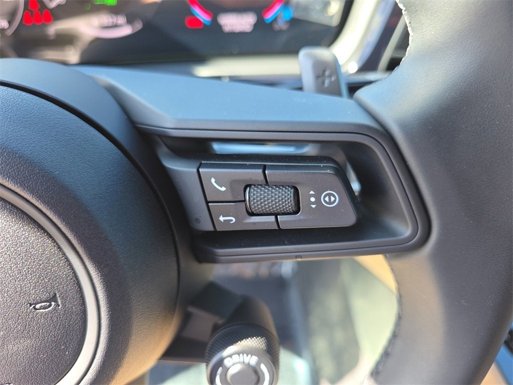 2025 Porsche Cayenne E-Hybrid Base