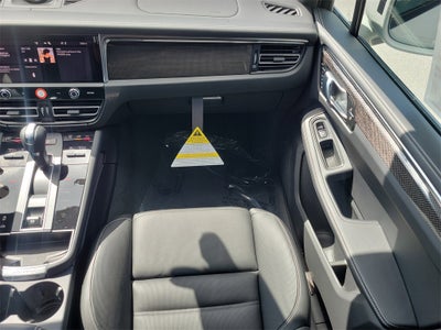 2026 Porsche Macan GTS