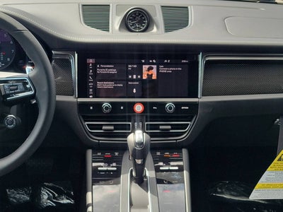 2026 Porsche Macan GTS