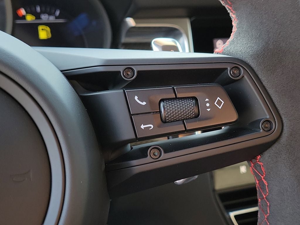 2026 Porsche Macan GTS