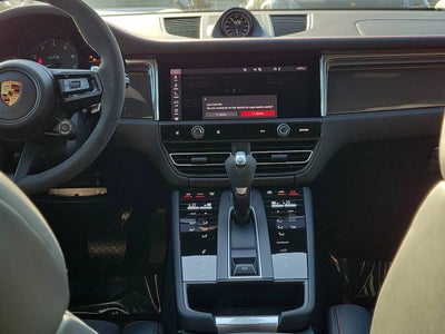 2026 Porsche Macan GTS