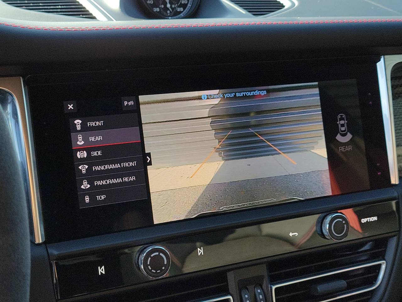 2026 Porsche Macan GTS