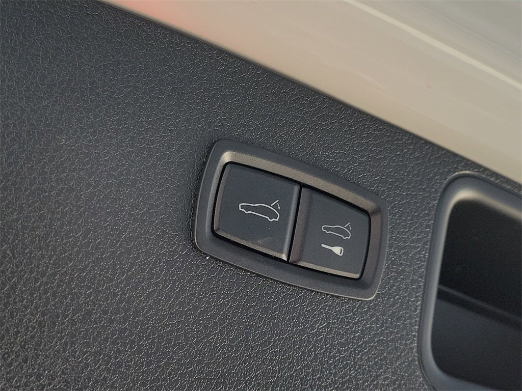 2021 Porsche Macan Turbo