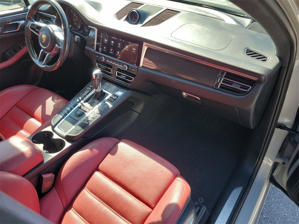 2021 Porsche Macan Turbo