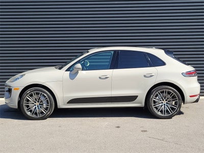 2021 Porsche Macan Turbo