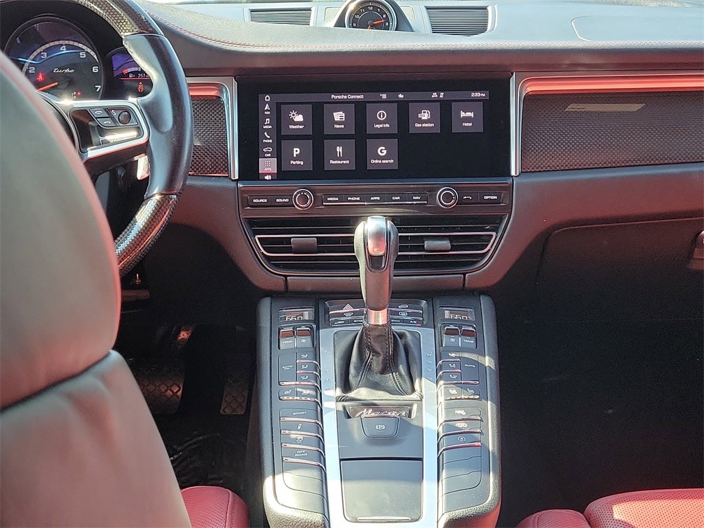 2021 Porsche Macan Turbo