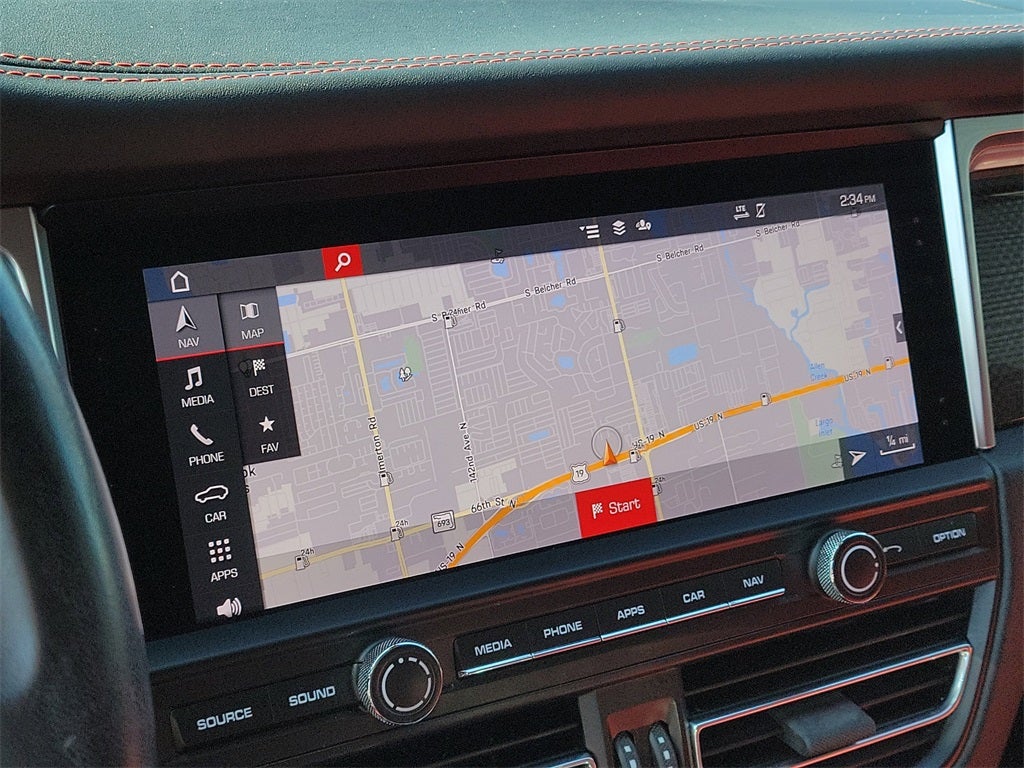 2021 Porsche Macan Turbo