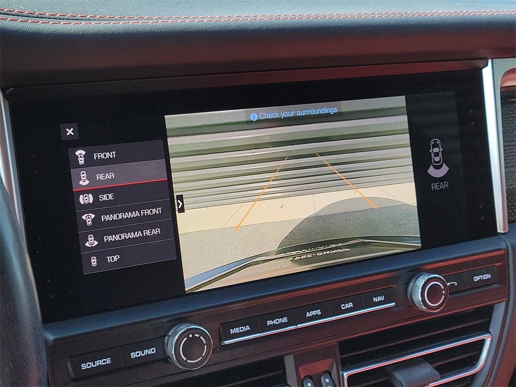 2021 Porsche Macan Turbo