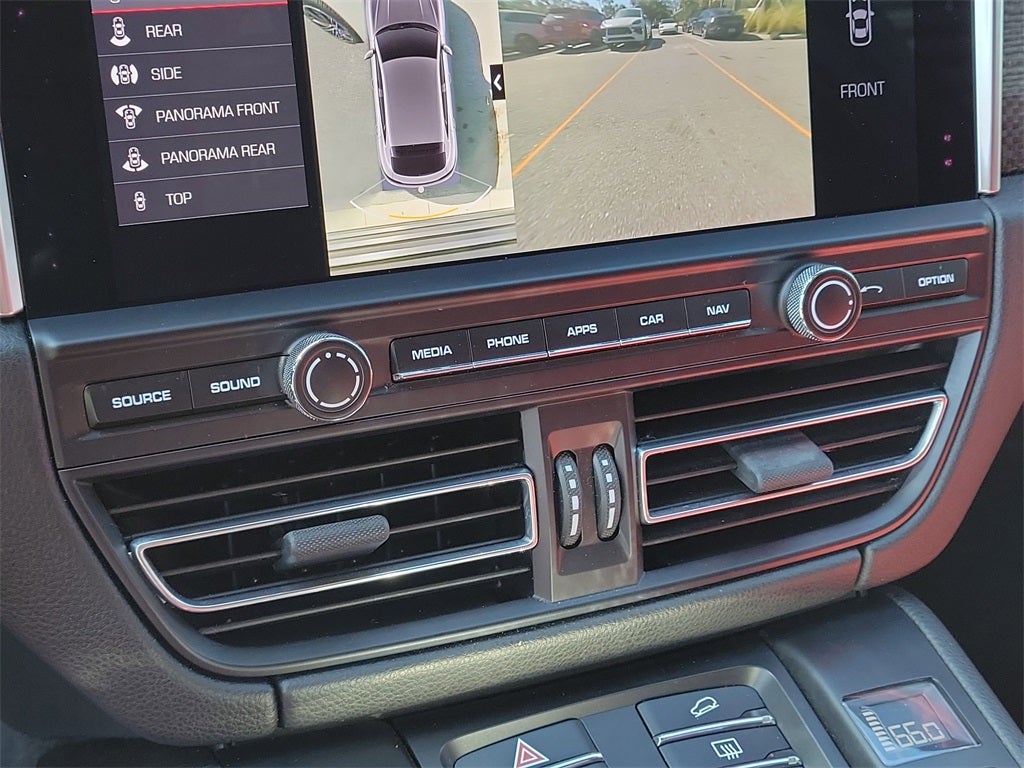 2021 Porsche Macan Turbo