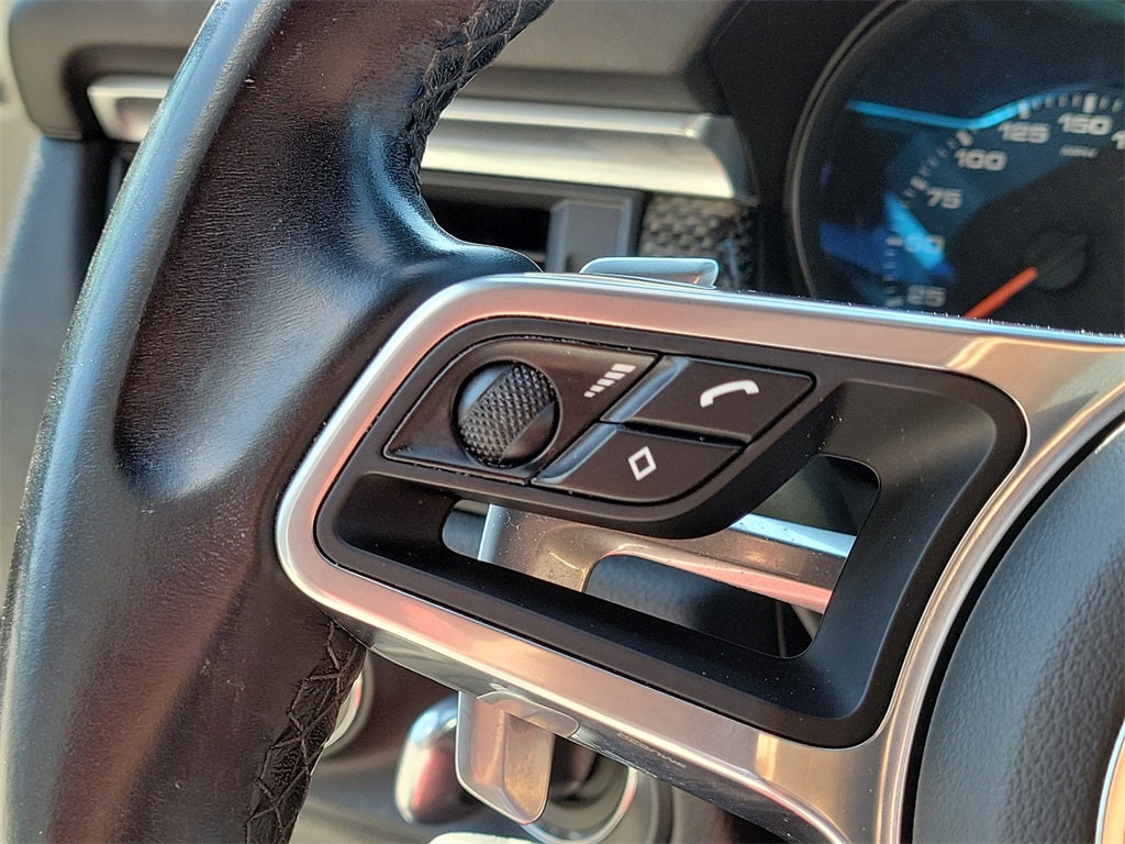 2021 Porsche Macan Turbo