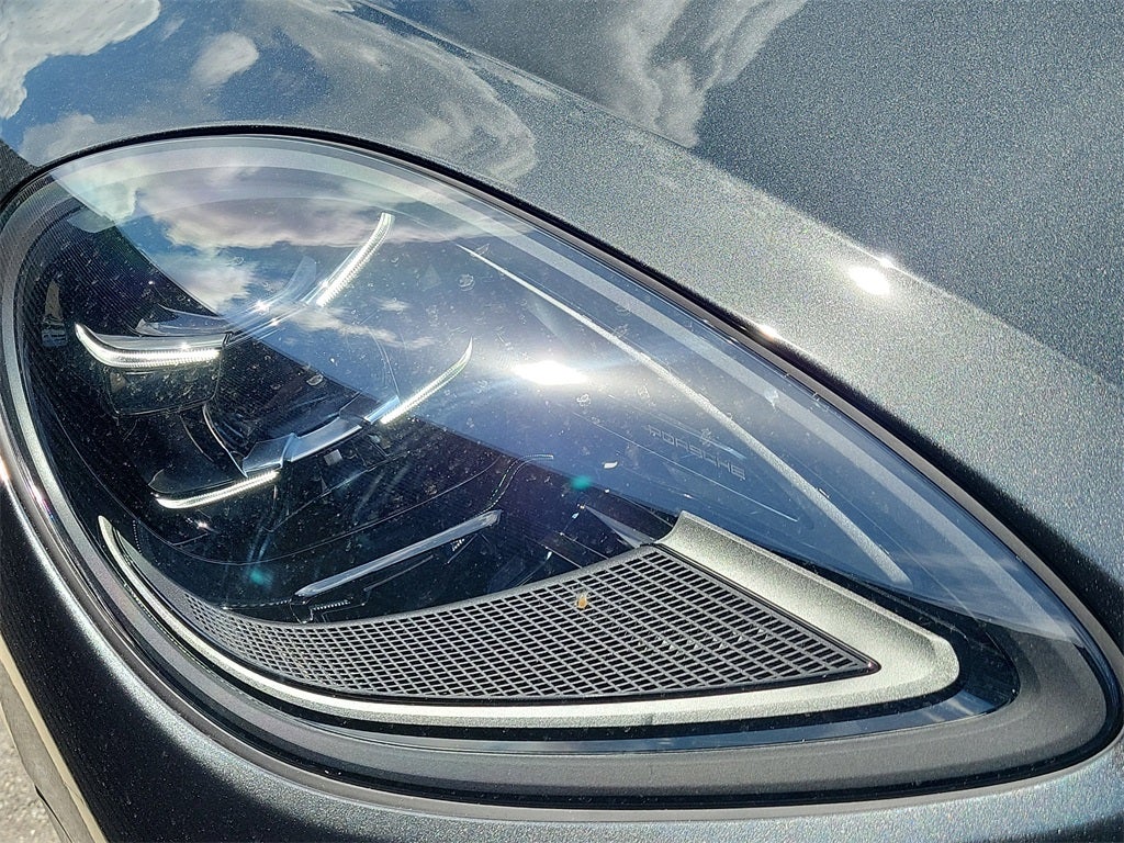 2025 Porsche Macan S