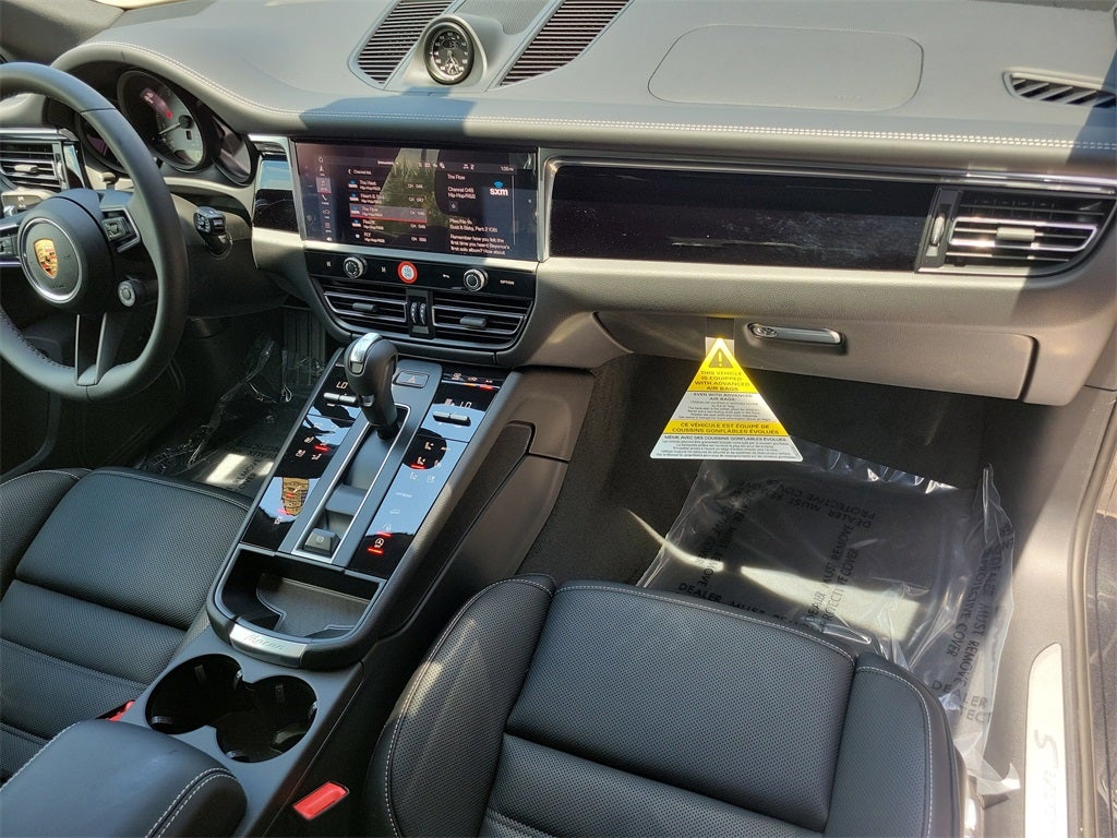 2025 Porsche Macan S