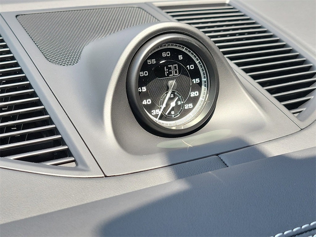 2025 Porsche Macan S