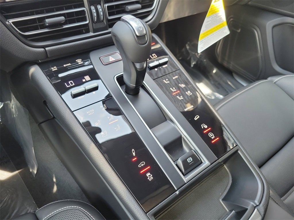 2025 Porsche Macan S