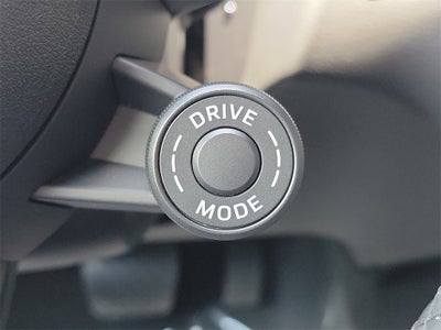 2025 Porsche Macan S