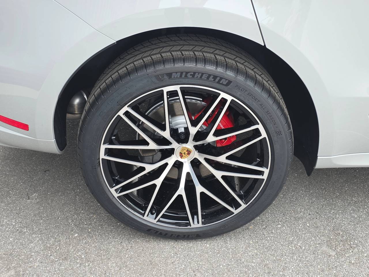 2026 Porsche Macan S