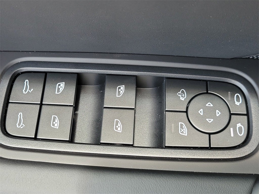 2025 Porsche Cayenne S