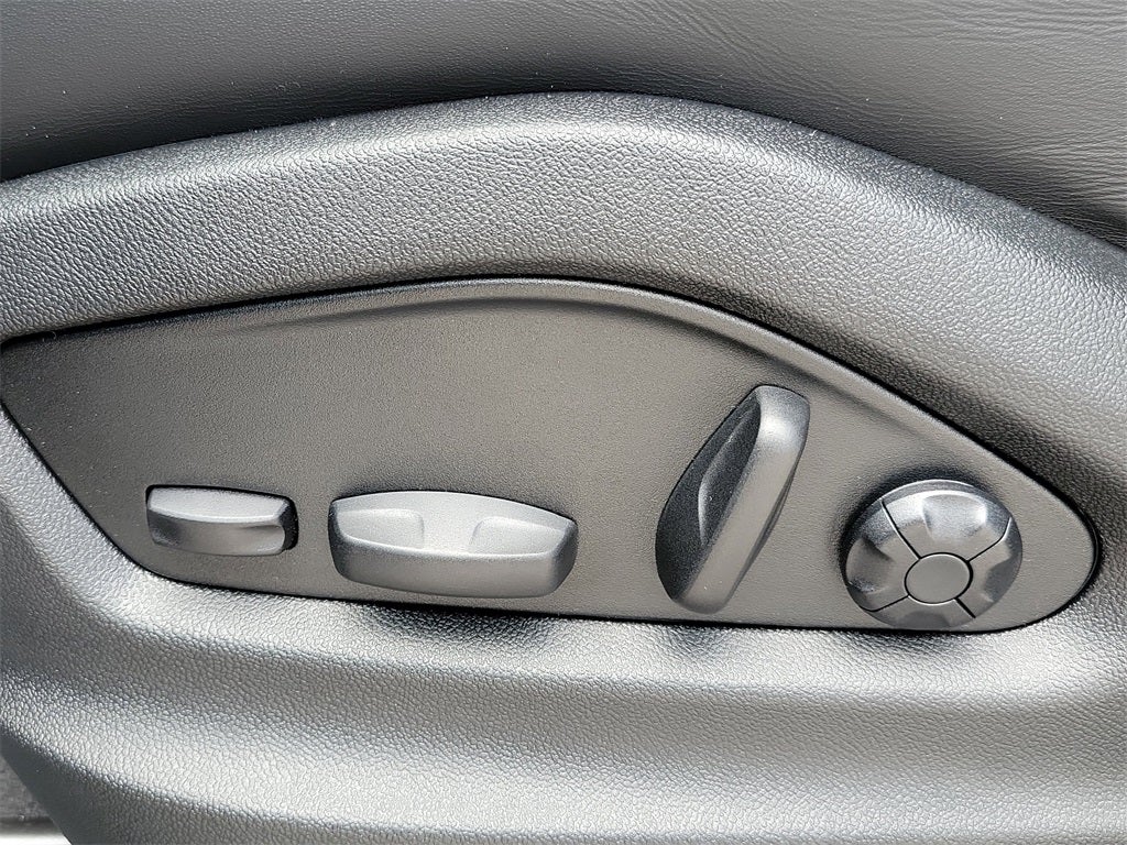 2025 Porsche Cayenne S