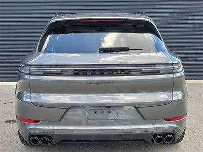 2025 Porsche Cayenne S