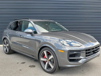 2025 Porsche Cayenne S