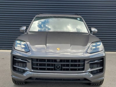 2025 Porsche Cayenne S