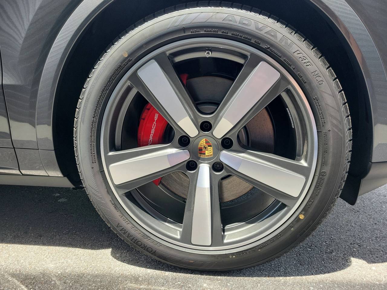 2025 Porsche Cayenne S