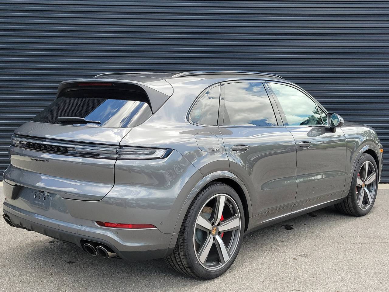 2025 Porsche Cayenne S