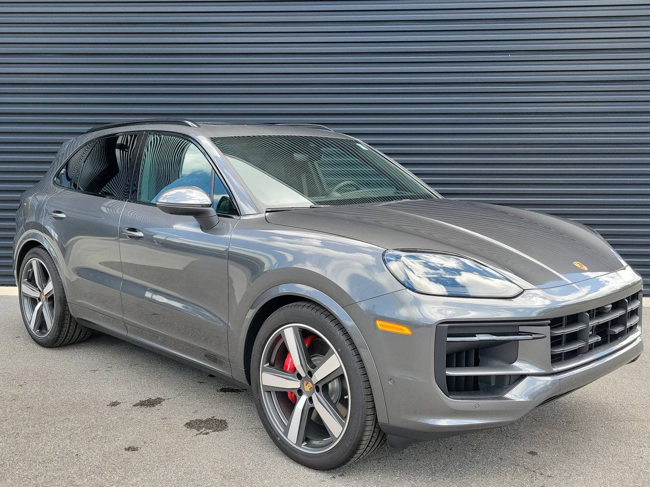 2025 Porsche Cayenne S